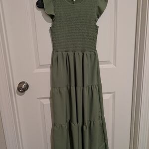 Green V-neck Flutter Sleeve Maxi Sundress